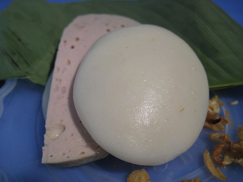 Quan Ganh Village is famous for traditional cake - Glutinous rice cake
